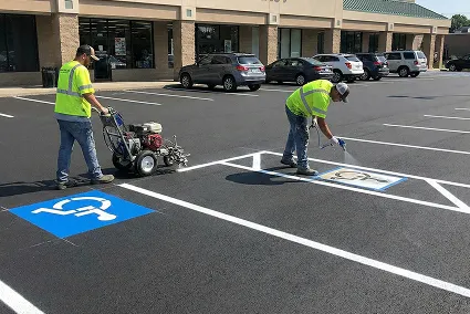 asphalt-paving-line-stripping