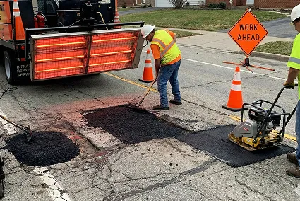 asphalt-paving-pothole